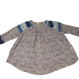 Women’s blue Lucky Brand pattern top